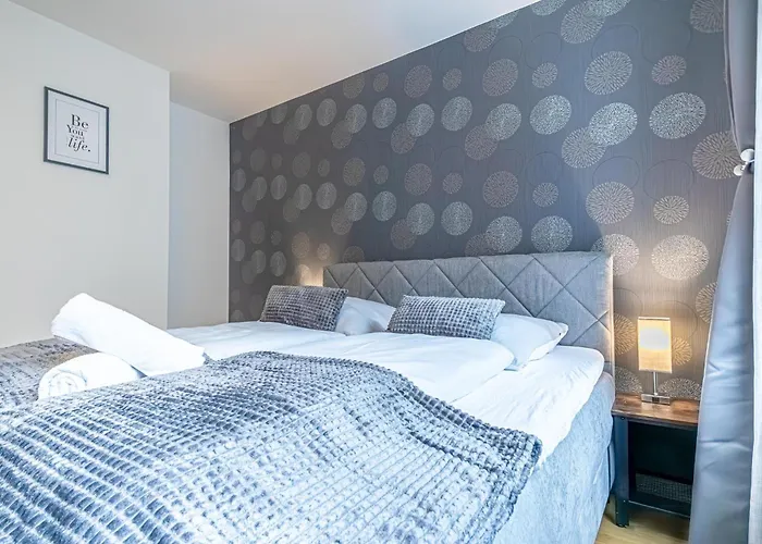 Daire 9-min To Center, Comfy 1br And 1lr With Balcony *