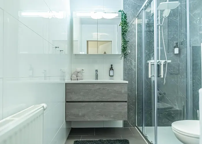 9-min To Center, Comfy 1br And 1lr With Balcony * Viyana